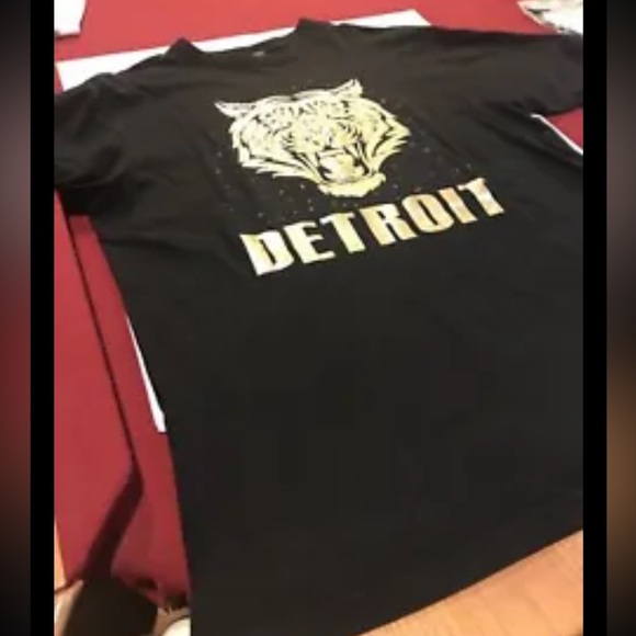 Detroit Tigers GOLDEN BLING TIGER BLACK T shirt baseball flying Horse men’s  3XL - Picture 4 of 12